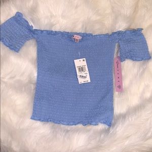 LIGHT BLUE SUMMER TOP